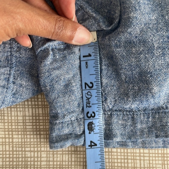 LOFT Chambray Short | Denim Blue | Size 0 - Picture 8 of 8